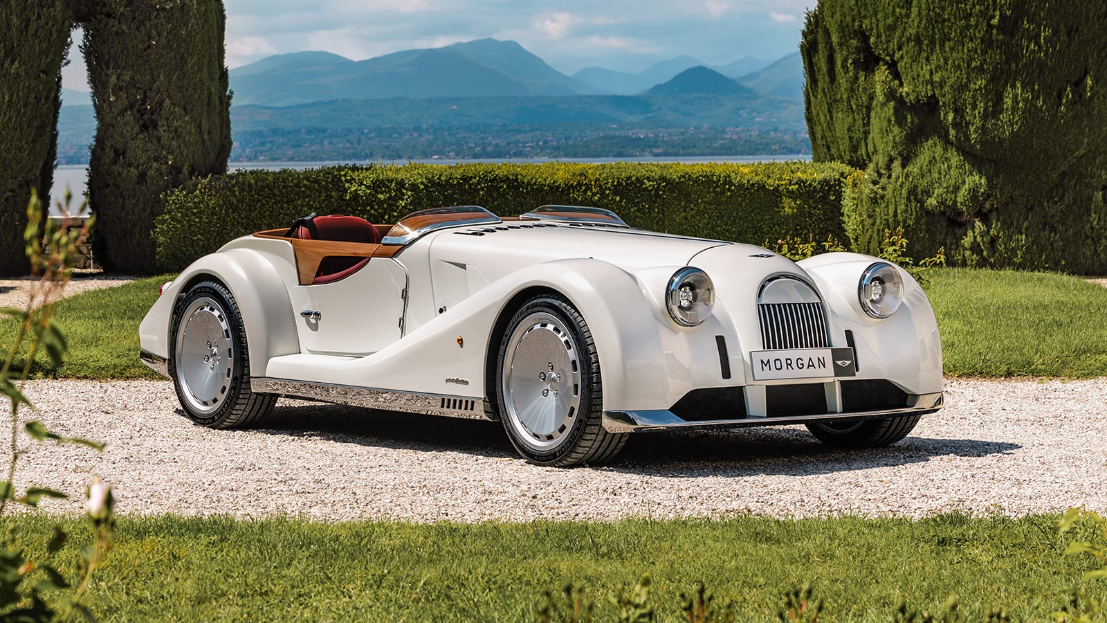 Morgan and Pininfarina reveal the Midsummer speedster Morgan and Pininfarina reveal the Midsummer speedster